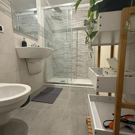 Lägenhet A Casa Di Noah Bari